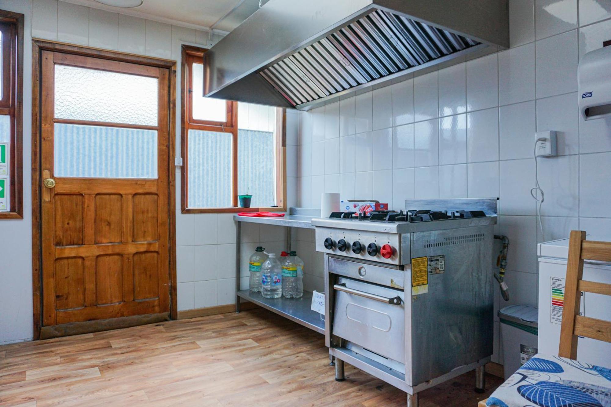 Hostal Reymer Patagonia بويرتو ناتالز المظهر الخارجي الصورة