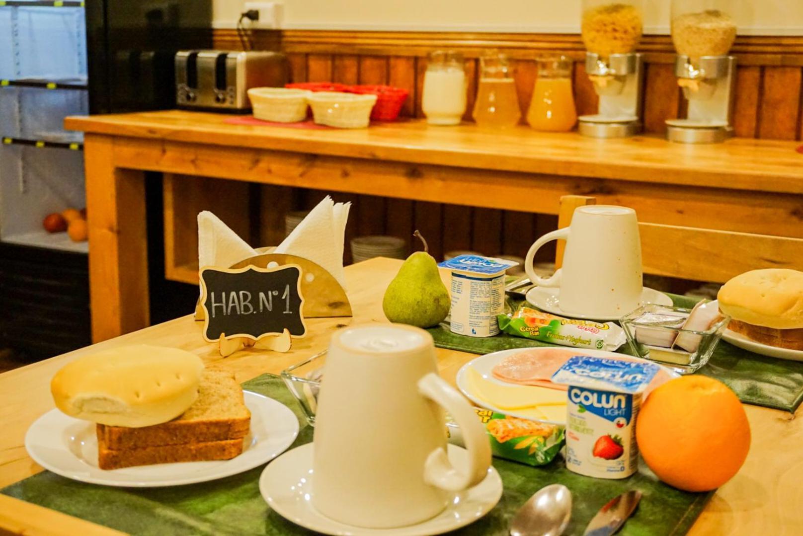 Hostal Reymer Patagonia بويرتو ناتالز المظهر الخارجي الصورة